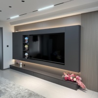 Unit TV Dinding Mewah Guida Warna Hitam Dengan Perapian Elektrik, Kabinet TV Modern dan Meja TV Berlapis Marmer untuk Ruang Tamu