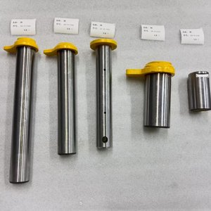 หมุด20U-<span class=keywords><strong>70</strong></span>-<span class=keywords><strong>21671</strong></span>สำหรับชิ้นส่วนเครื่องจักรก่อสร้าง PC50 Komatsu ของแท้ - Product Image 1