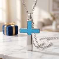 Pendentif Croix TIZTI en Acier Inoxydable avec Incrustation d'Opale Bleue Naturelle Éclatante, Couleur Argent, Charmant Pendentif Croix