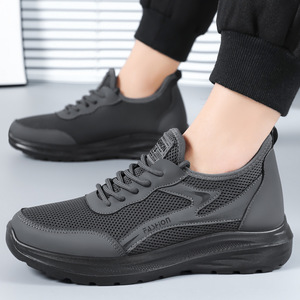 Chaussures de course respirantes en mesh pour homme, semelle intermédiaire EVA amortissante, antidérapantes, pour le printemps, l'automne et l'hiver, style chaussures de marche - Product Image 1