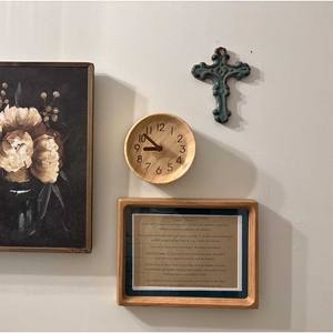 Reloj de Escritorio Silencioso de Madera de Pino Personalizado, Reloj de Pared/Mesa Analógico sin Tictac, Funciona con Batería, para Decoración del Hogar u Oficina, Fácil de Leer - Product Image 3