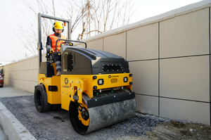 Rouleau compresseur routier diesel à double <span class=keywords><strong>tambour</strong></span>, autoporté, de marque chinoise - Product Image 6