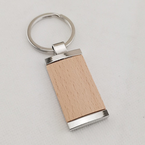 Bamboo Wooden Keychain Personalized Rotatable for Men and Women Festival Promotional Gifts