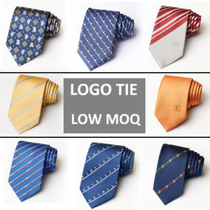 <span class=keywords><strong>Corbata</strong></span> de Seda a Rayas Blancas y <span class=keywords><strong>Azul</strong></span> <span class=keywords><strong>Marino</strong></span> de 150 cm de Largo para Hombres Altos, Accesorio de Moda para Trajes - Product Image 6