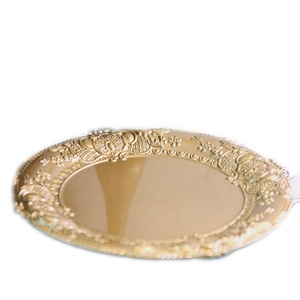Banquet d'hôtel européen en gros plaque de chargeur vintage or 13 pouces chargeur en plastique pour assiettes - Product Image 1