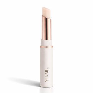 Bálsamo Exfoliante Labial Vegano Humectante de Larga Duración, Sin Grasa, con Miel Orgánica e Infusión de Hierbas - Product Image 1