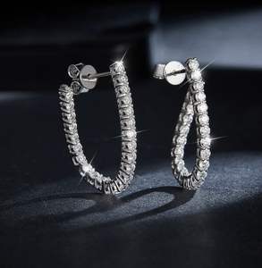 Boucles d'oreilles nœud en or rose plaqué rhodium avec moissanite pour femme - Clous d'oreilles pour mariage, anniversaire et fiançailles - Product Image 3