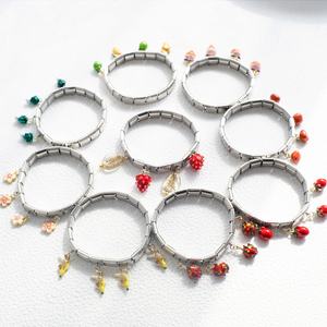 Bracelets à breloques de mode italienne, nouvelle série de pendentifs en forme de fruits et de fleurs, bracelet élastique, assemblage personnalisé - Product Image 3