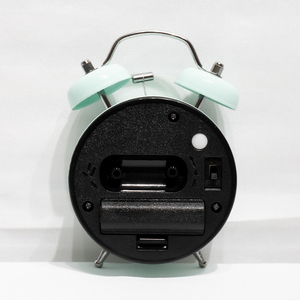 Mini reloj despertador clásico Retro de alta calidad para niños de 4 pulgadas, reloj de escritorio de cuarzo retroiluminado, reloj de Metal de Mesa para el hogar para niños - Product Image 6