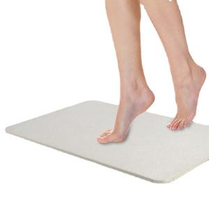 Tapis de bain en terre de diatomée rectangulaire gris clair, séchage rapide, antidérapant, tapis de sol pour salle de bain, fibre de viscose 61-70% - Product Image 1