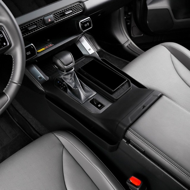 For Toyota Rav4 LHD 2026 Central Control Gear Shift Panel Protective Cover Storage Box Silicone Armrest Anti-scratch Pocket