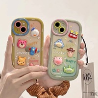 En gros, accessoires en résine à dos plat, motif ours fraise de dessin animé, breloques décoratives pour coques de téléphone portable et loisirs créatifs DIY