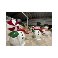 Fabrieksgroothandel op maat gemaakte buiten fiberglass sneeuwpop standbeeld onbreekbare sculptuur voor winter kerstdecoratie