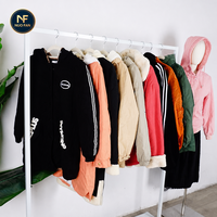 Jaket Parka Outdoor Bekas Siap Pakai untuk Wanita Hampir Baru Musim Gugur/Dingin Pakaian Bekas Berkualitas Tinggi