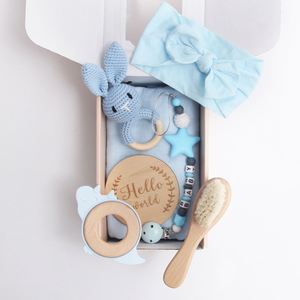 Baby Shower Gifts for Newborn Girls and Boys Newborn Essential Gift Basket Can Chew Animal Rattle Toy Newborns Gifts Wholesale - Product Image 1