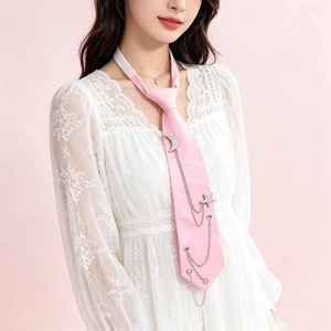 Cravate pré-nouée pour femme avec chaîne étoile lune en strass - Product Image 6