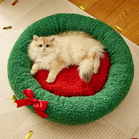 Großhandel Haustier Betten Set Komfortable Weihnachts baum Dreieck Nest Bett Haustier Katzen Hunde Donut Betten Atmungsaktiv