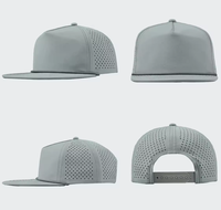 Casquette Snapback en Polyester à 5 Panneaux Personnalisée avec Bord Plat et Trous Découpés au Laser, Imperméable, Logo Brodé de Haute Qualité, Vente en Gros
