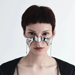 Máscara Metálica Cyberpunk, Diseño de Nicho, Pendientes Mecánicos Fluidos Irregulares, Anillos Labiales, Accesorios Faciales Ajustables para Hombre - Product Image 3