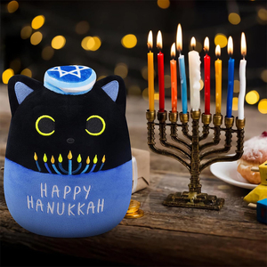 Peluche Personalizado <span class=keywords><strong>de</strong></span> Hanukkah, Adorable Gato Negro <span class=keywords><strong>de</strong></span> Peluche con <span class=keywords><strong>Estrella</strong></span> <span class=keywords><strong>de</strong></span> <span class=keywords><strong>David</strong></span> y Candelabro, Regalos <span class=keywords><strong>de</strong></span> Hanukkah para Niños - Product Image 2