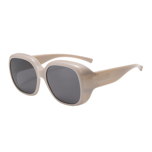 SPOEN <b>Eyewear</b> Rectangle Polarized Sunglasses UV400 Full Rim For Driving Unisex Adult Fashion Sun Glasses - Product Image 5