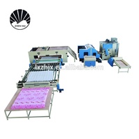 Machine à fabriquer des garnitures de matelas pour la fabrication de couettes en fibre de matelassage