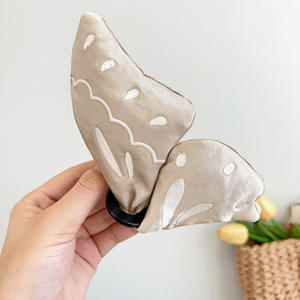 مشابك شعر نسائية جديدة لموسم الخريف والشتاء، مشابك شعر على شكل سمكة القرش، مشابك شعر كبيرة على شكل فراشة مطرزة بالقماش، حلوة ولطيفة - Product Image 2