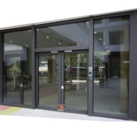 Porte en acier et verre ignifugée 1 heure, certifiée ISO9001, design moderne, pour supermarchés et hôtels, garantie 5 ans