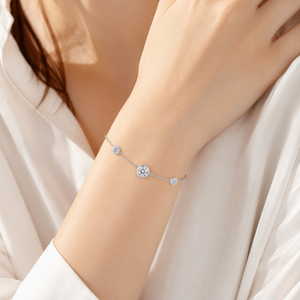 Bracciale Elegante Classico in Argento Sterling 925 con Moissanite Taglio Brillante Rotondo 5mm, Placcato in Rodio, Gioielli Raffinati per Donne - Product Image 3