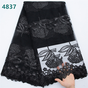 <span class=keywords><strong>Pizzo</strong></span> in Tulle Africano <span class=keywords><strong>Nero</strong></span> con Paillettes, <span class=keywords><strong>Pizzo</strong></span> Francese all'Ingrosso per Abiti da Festa Femminili, Codice 4837 - Product Image 1