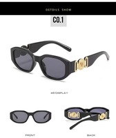 Lunettes de soleil hexagonales noires audacieuses pour hommes et femmes, avec médaillon doré épais, protection UV400, monture épaisse, style affirmé, vente en gros OEM