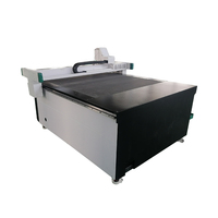 TC CNC EPE Schaumstoffplatten-Flachbettmaschine EVA Schaumstoff Automatische Digitale Schwammschneidemaschine Digital CNC Flachbett-Vibrationsmaschine CE
