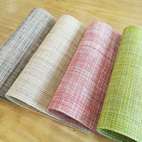 Nouveauté : Sets de table rectangulaires classiques en PVC tressé, résistants à la chaleur, en similicuir écologique et lavables pour restaurants