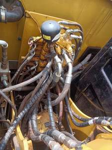 Mini-excavatrice hydraulique Caterpillar 307E d'occasion, modèle 2024, poids opérationnel de 7 tonnes, à vendre, composants principaux inclus (moteur, pompe) - Product Image 4