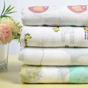 Op maat gemaakte verpakking logo Zachte dierenprint 47*47 <span class=keywords><strong>Baby</strong></span> bamboe katoenen deken <span class=keywords><strong>Baby</strong></span> mousseline omslagdoek Pasgeboren deken - Product Image 5