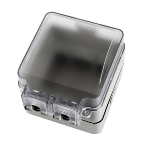 กล่องปลั๊กไฟติดผนังกลางแจ้ง 120V IP66 วัสดุ PC ปลั๊กคู่ กันน้ำ กันฝุ่น พร้อมพอร์ต USB สำหรับใช้งานกลางแจ้ง - Product Image 1