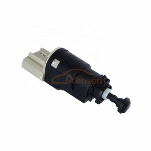 Parada de interruptor de luz de freno hecha en China usada para <span class=keywords><strong>Renault</strong></span> OE No.8200276361 - Product Image 2