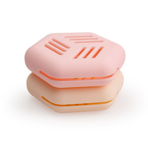 Dry and Wet Powder Puff Storage <b>Box</b> -Anti-fouling Breathable Portable Powder Puff Storage <b>Box</b> Cosmetic Sponge Ventilating Holder - Product Image 6