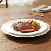 Assiettes de présentation blanches à bord festonné pour mariage, assiette plate en porcelaine tendre en forme de fleur