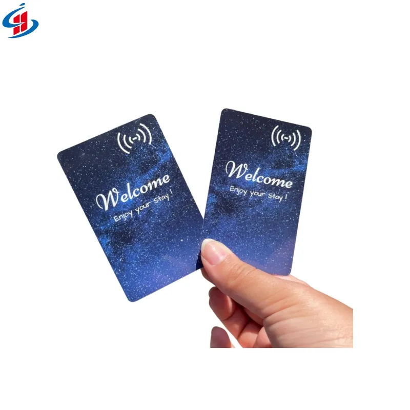 Muestra gratis sin contacto Smart RFID NFC Tags Cards VIP Gift Membership Card para sistema de control de acceso