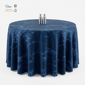 Nappe de table rectangulaire élégante en polyester jacquard floral argenté, 90x132 pouces, résistante, écologique et imperméable pour conférence - Product Image 1