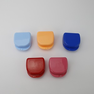 Portable <b>Denture</b> Case LK-405 Plastic Orthodontic Storage <b>Box</b> For Adult Oral Care - Product Image 3