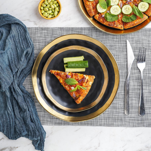 <span class=keywords><strong>Service</strong></span> de vaisselle 16 pièces en porcelaine Stone Lain, <span class=keywords><strong>service</strong></span> pour 4, <span class=keywords><strong>assiette</strong></span> à dîner en céramique noire et dorée - Product Image 4