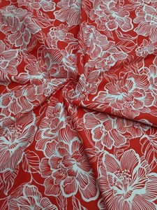 Offre Spéciale sur Tissu en Coton de Haute Qualité, Matière Douce et Lisse pour Vêtements Ethniques et Décontractés, Disponible à la Vente - Product Image 1