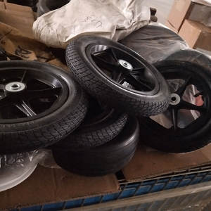 Roue pneumatique en caoutchouc de 12 pouces 4.00-6 pour <span class=keywords><strong>brouette</strong></span> de chariot de chariot de jardin - Product Image 6