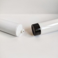 Tube cosmétique blanc en PBL souple Tube plastique en aluminium en pâte Tube à presser Bouchon à vis Shampooing pour visage Masque nettoyant pour soins de la peau