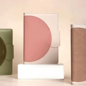 Carnets/Agendas personnalisés promotionnels A5 à couverture rigide cousue avec 80 feuilles pour filles - Product Image 1