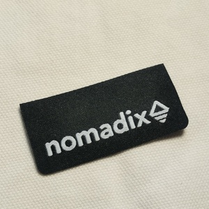 Biểu Tượng Tùy Chỉnh Dệt Nhãn Damask Đồng Bằng Gấp Satin Kết Cấu May May Cổ Kích Thước Dệt Nhãn Cho Quần Áo - Product Image 6