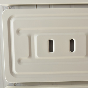 Panel de cama Yingyun de doble manivela, perforado, de 0.8 mm de grosor, para camas de enfermería, estilo moderno y sencillo. - Product Image 1