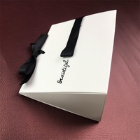 Marmor farbe Golden Hot Stamp ing Karton Papier Dreieck geformte Geschenk verpackung Box